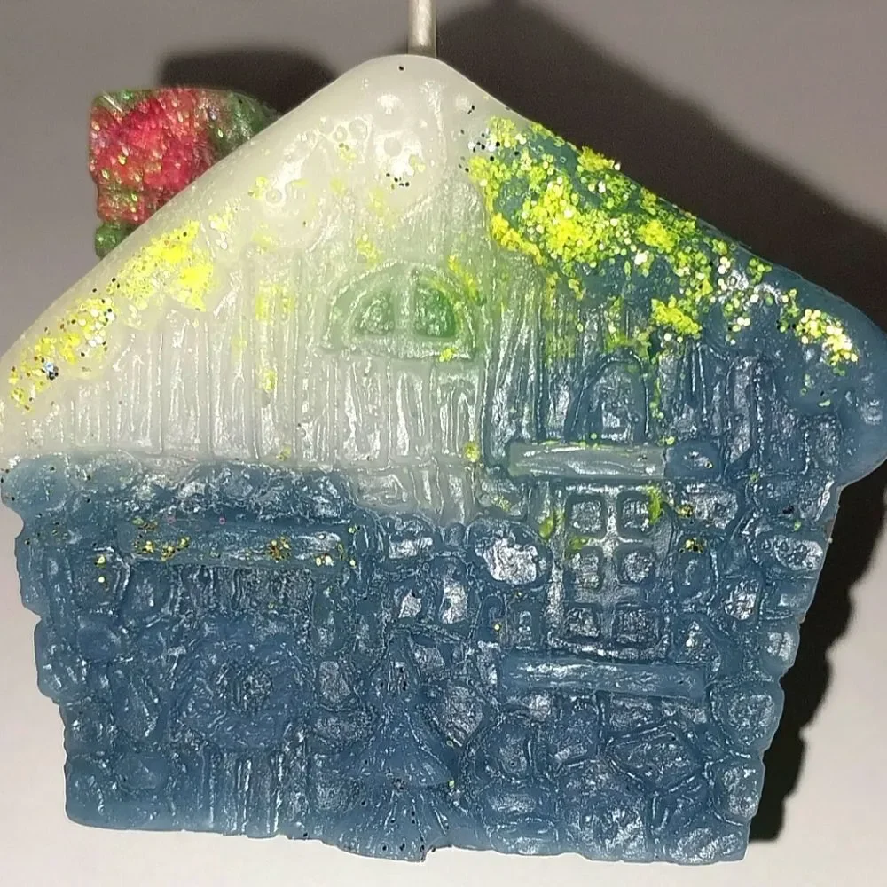 Hand crafted limited edition Gingerbread house candle